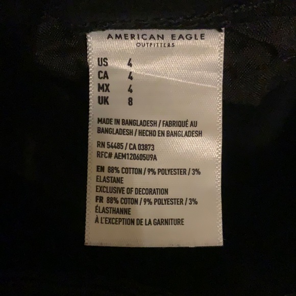 AE, black, jean shorts, size 4, mid-level stretchy - Picture 4 of 4